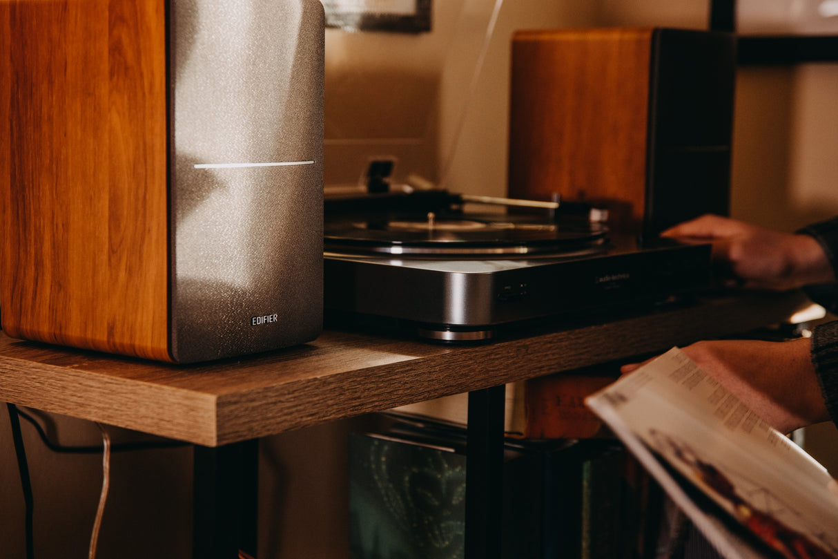 Edifier R1280DB - Powerful Bookshelf Speakers (black)