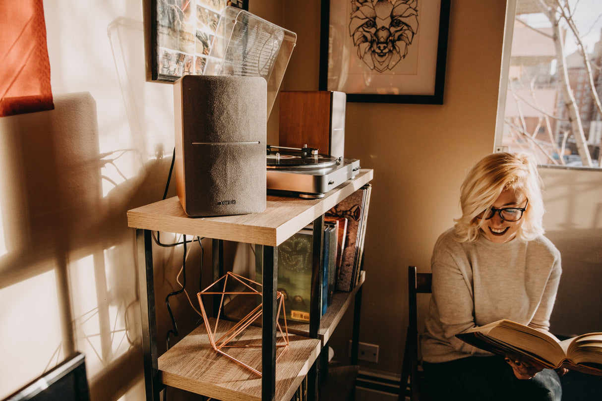 Edifier R1280DB - Powerful Bookshelf Speakers (black)