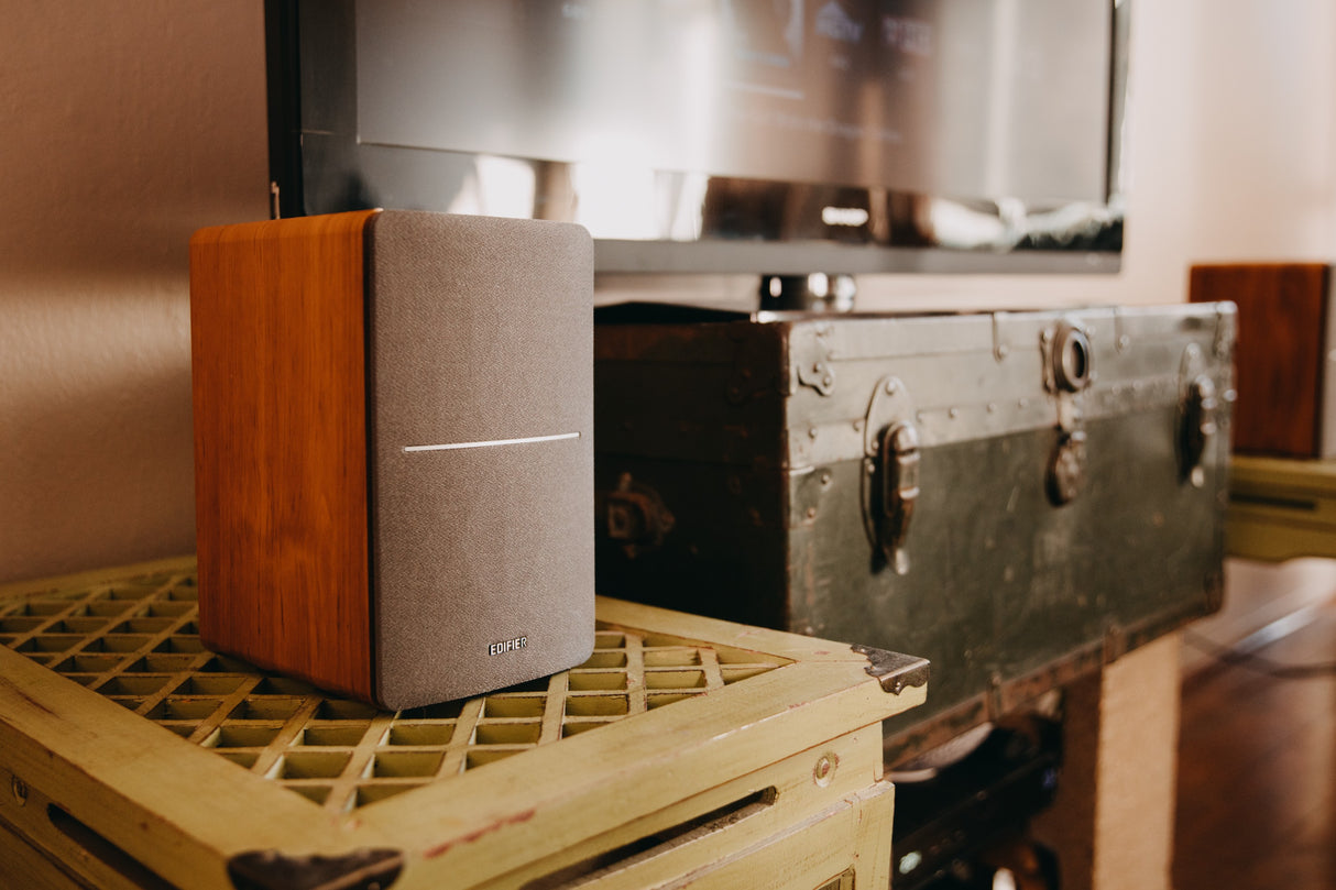 Edifier R1280DB - Powerful Bookshelf Speakers (black)