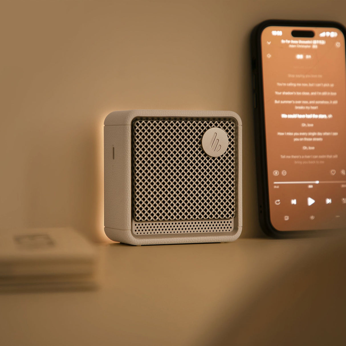 Edifier ES20 - Portable Bluetooth Speaker Ivory